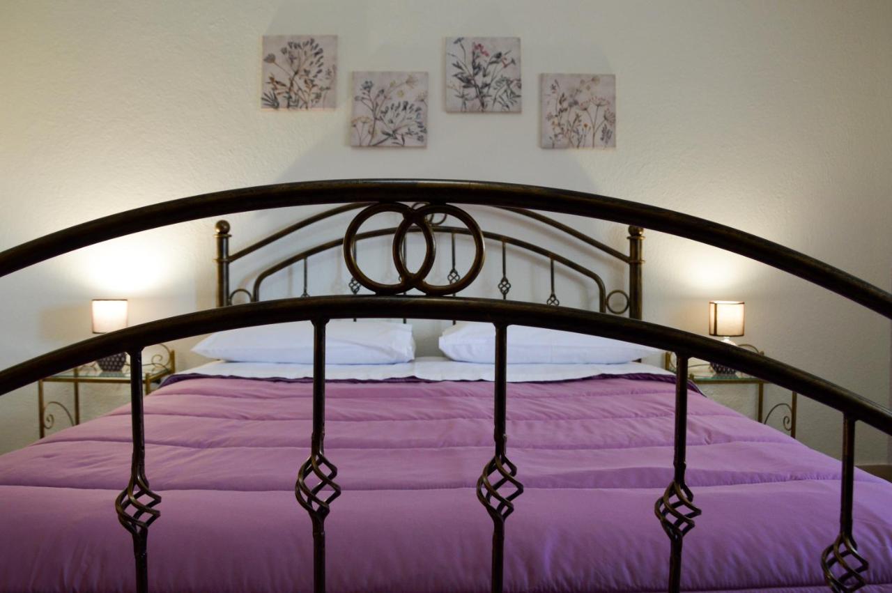 B&B La Genziana ฟอนนิ ภายนอก รูปภาพ