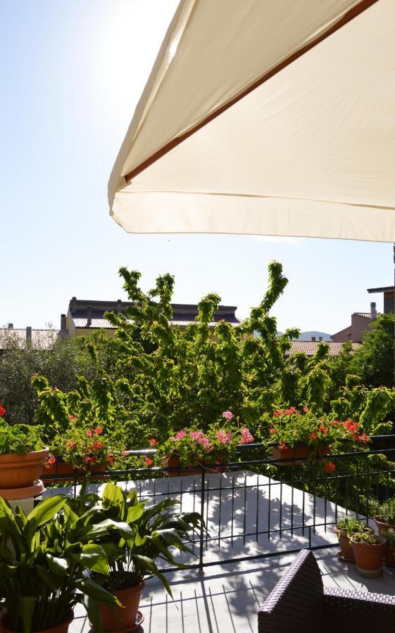 B&B La Genziana ฟอนนิ ภายนอก รูปภาพ