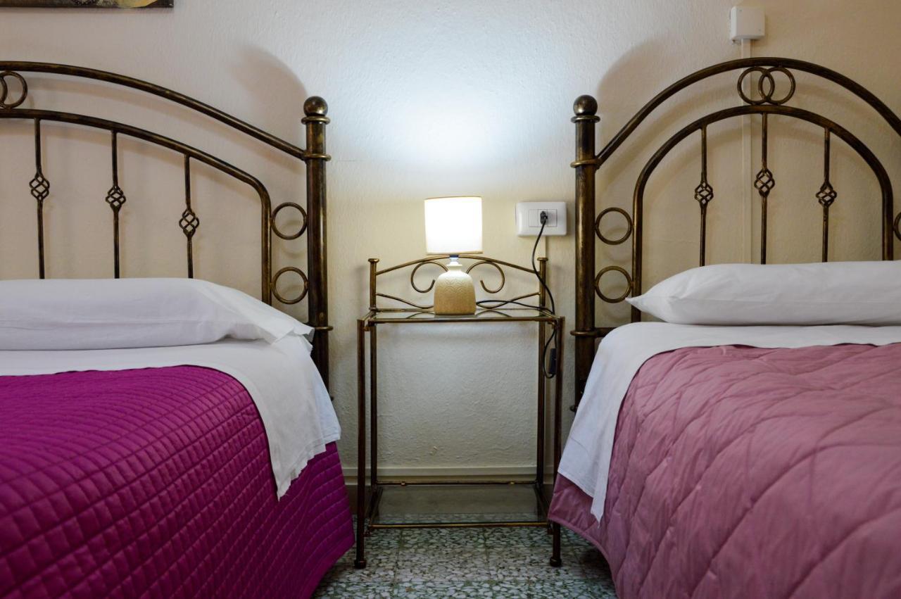 B&B La Genziana ฟอนนิ ภายนอก รูปภาพ