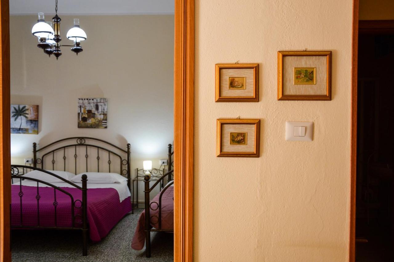 B&B La Genziana ฟอนนิ ภายนอก รูปภาพ