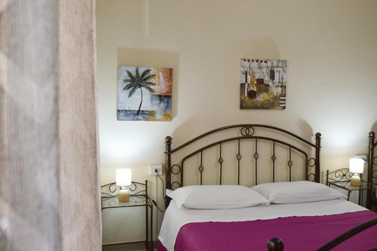 B&B La Genziana ฟอนนิ ภายนอก รูปภาพ