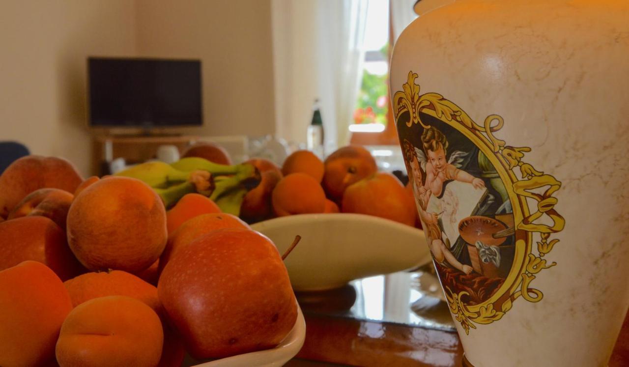 B&B La Genziana ฟอนนิ ภายนอก รูปภาพ